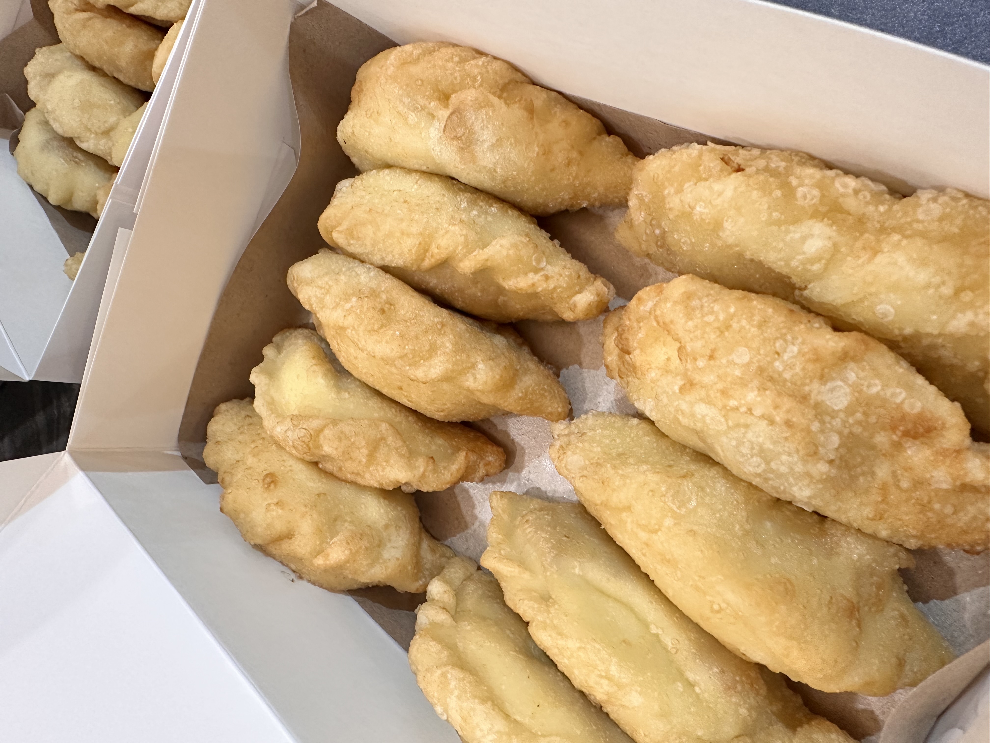 Frozen Epok-epok [Curry Potato or Sardines] 10 pcs