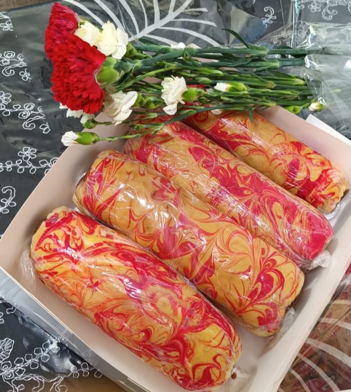 Roll cakes