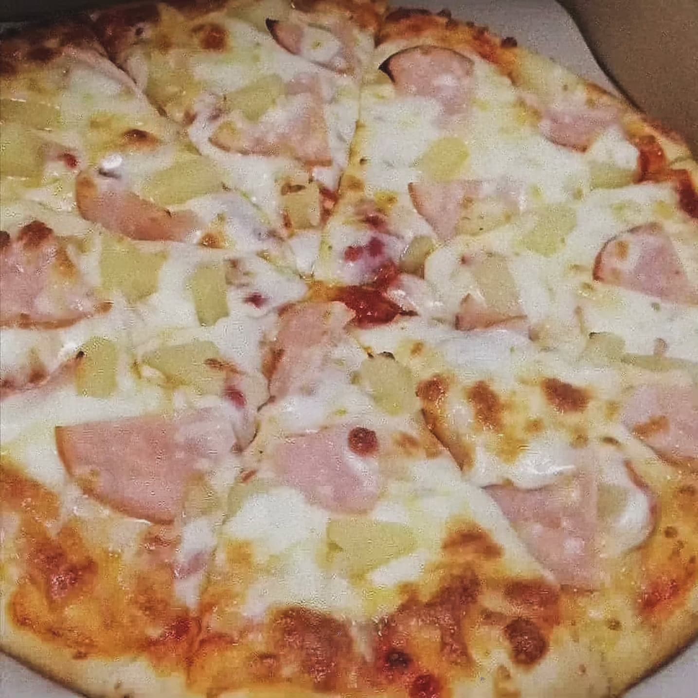 Hawaiian Pizza