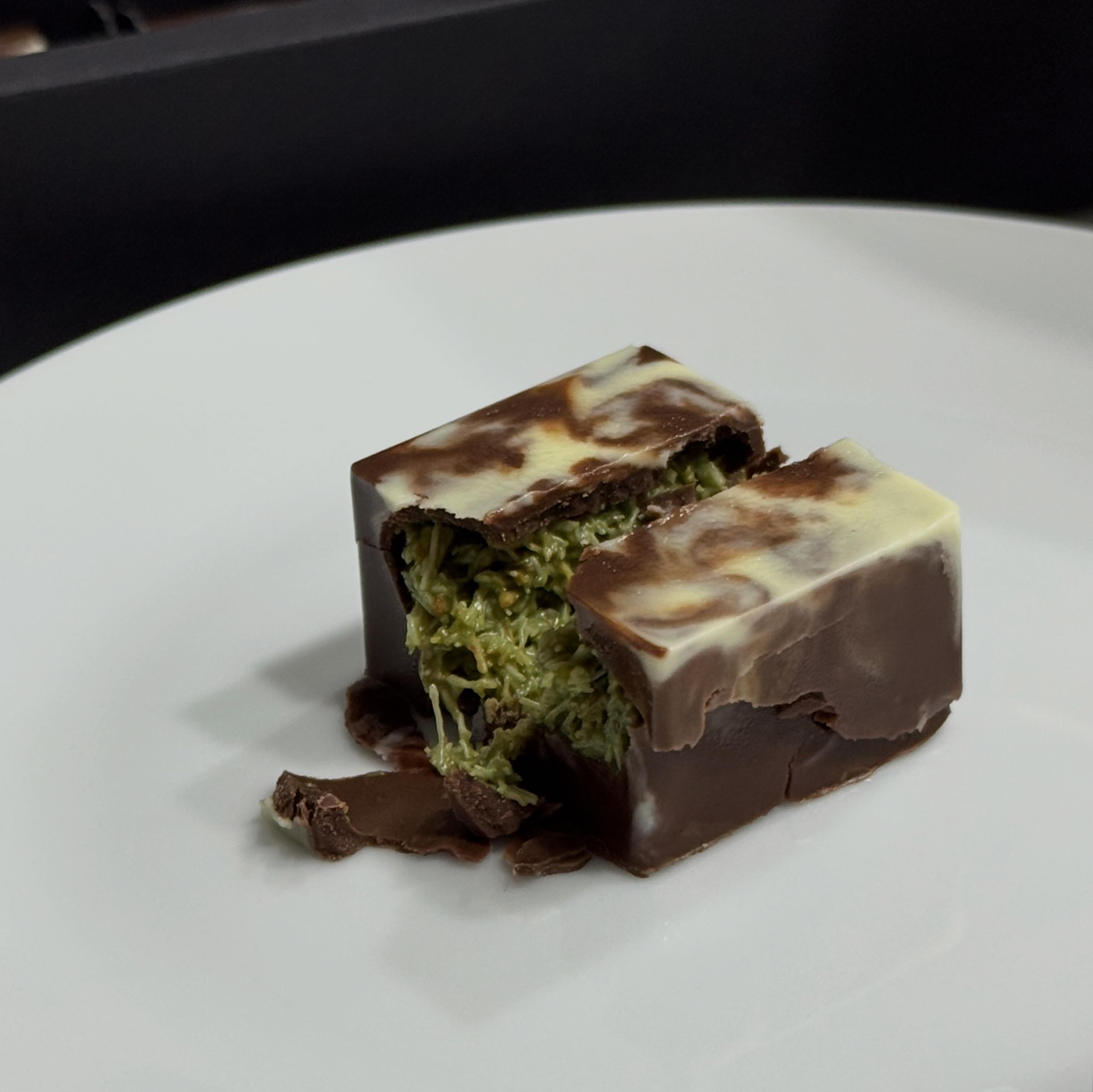 Pistachio Kunafa Milk Chocolate
