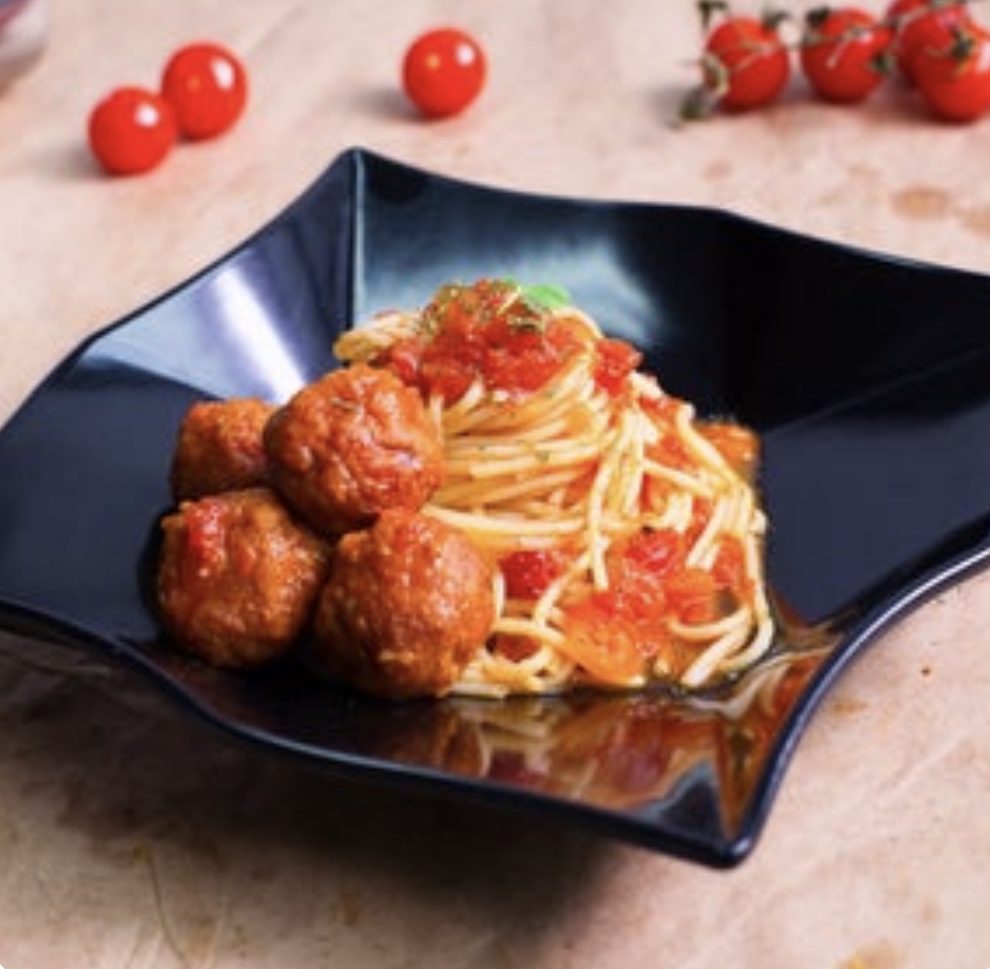 Chicken Meatball Tomato spaghetti