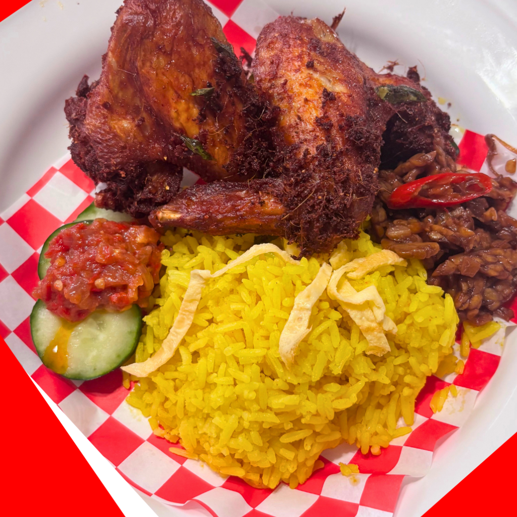 1 pax Nasi Kuning Ayam Berempah